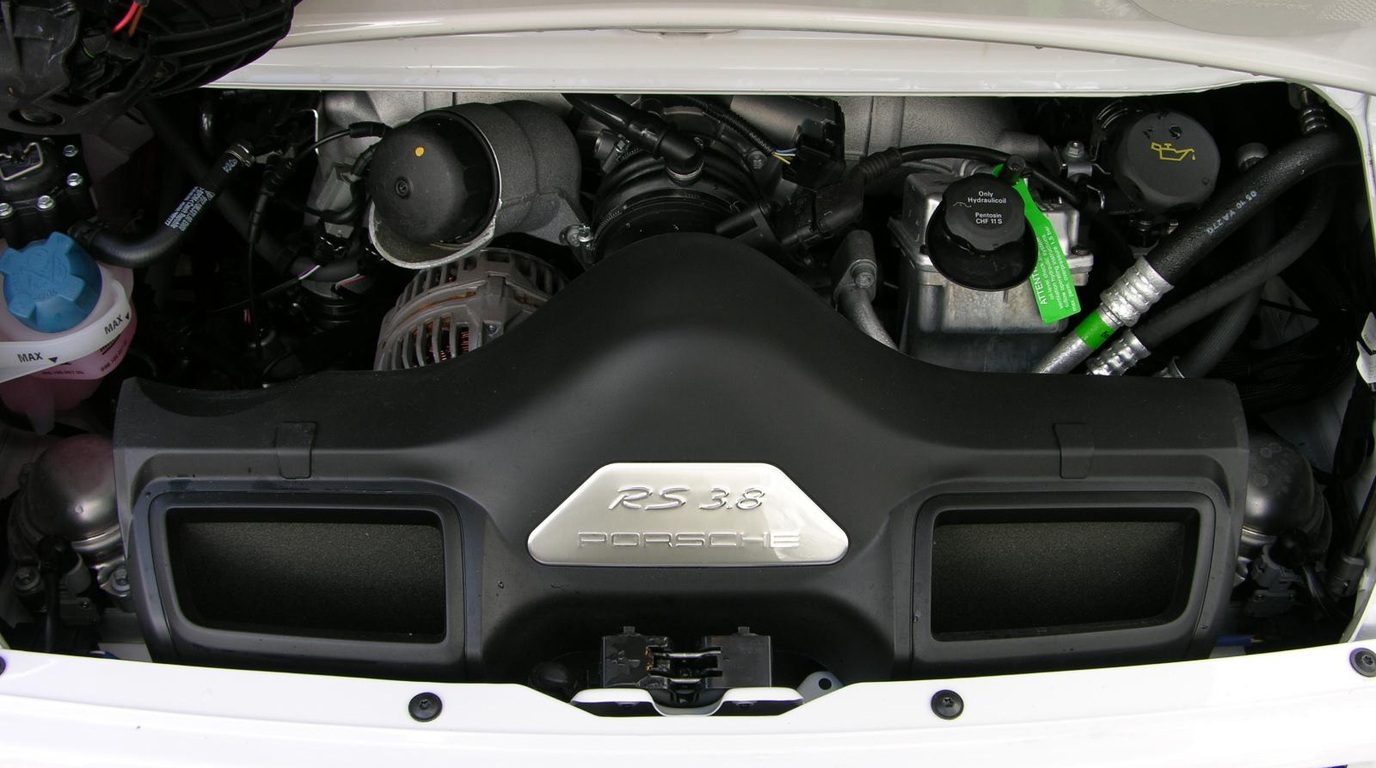 Engine Hood Ombor
